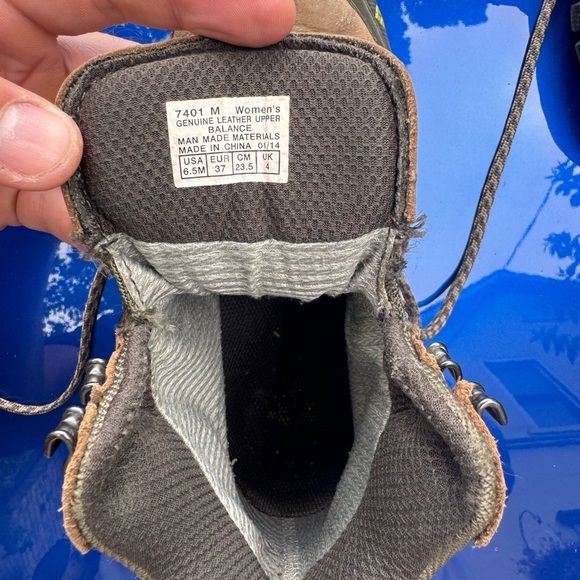 Vasque Goretex Hiking Boots - Picture 3 of 5